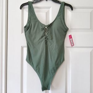 One-piece Cheeky Swimsuit